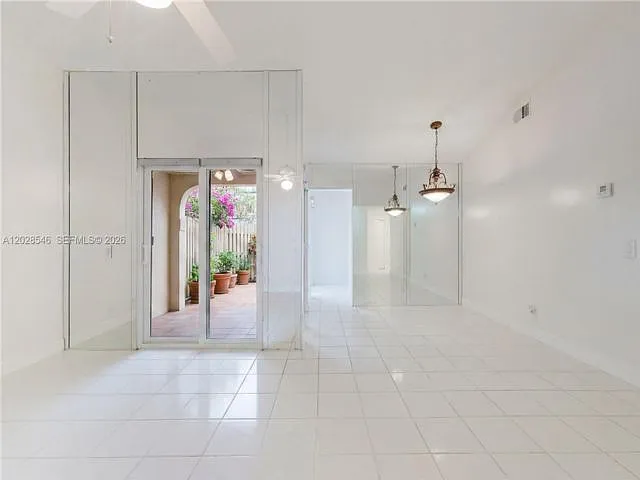 1482 Springside Dr — Photo 7