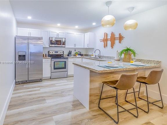 4th image of 1762 NW 15th St #1