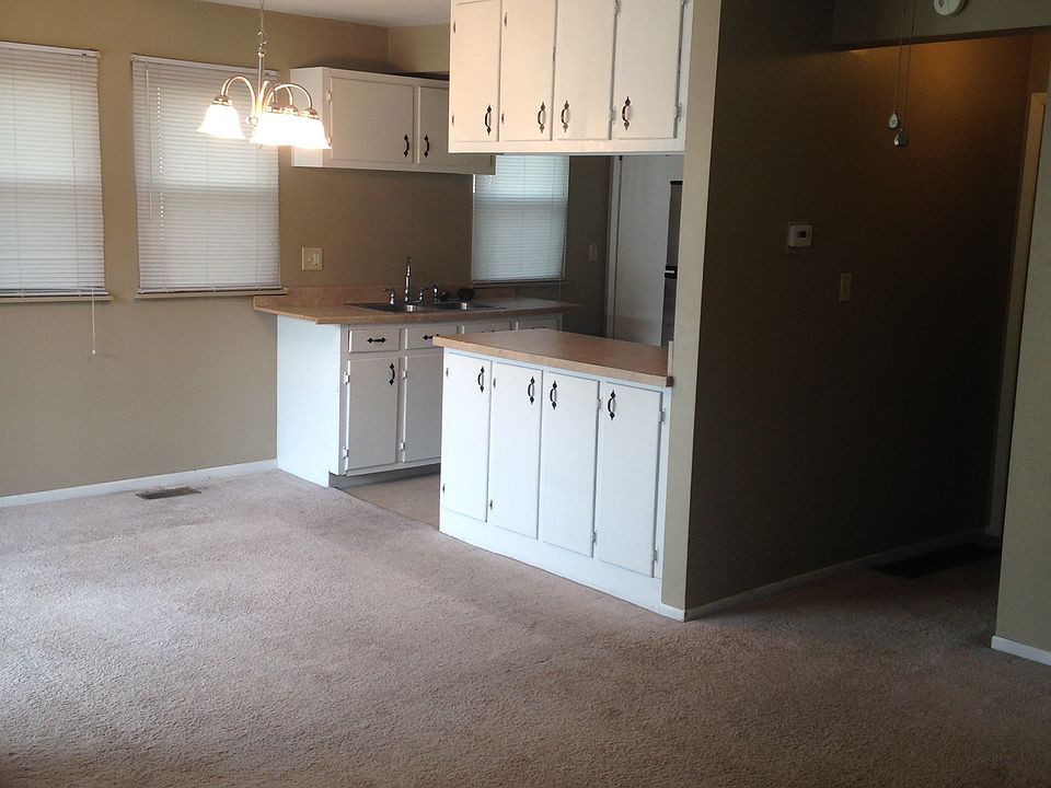 2nd image of 1180 Jaeger St