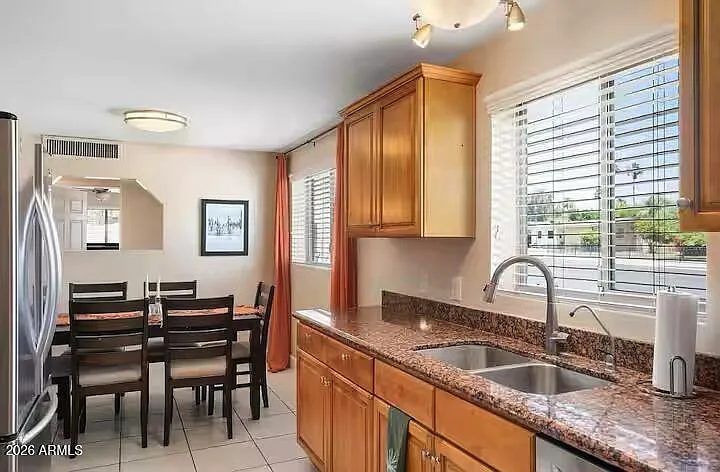 7501 E Minnezona Ave — Photo 7