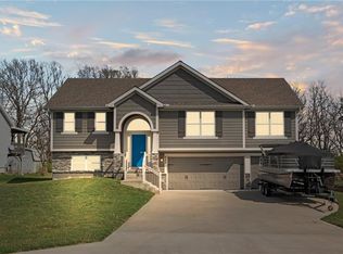 642 Shepherd Rd, Lawson, MO 64062