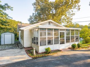 232 W Cloud Springs Rd, Rossville, GA 30741