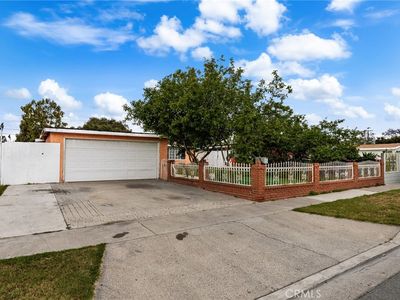 526 Nottingham Ave, Santa Ana, CA, 92703
