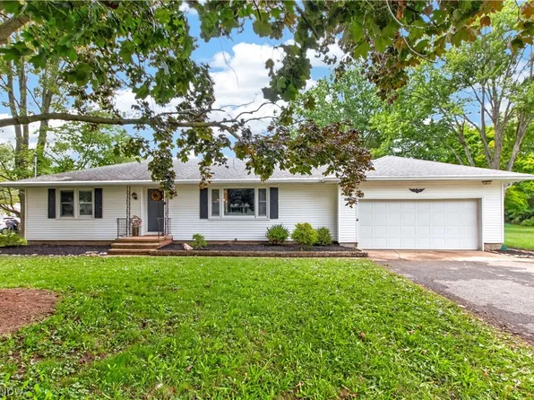39422 Chestnut Ridge Rd, Elyria, OH 44035
