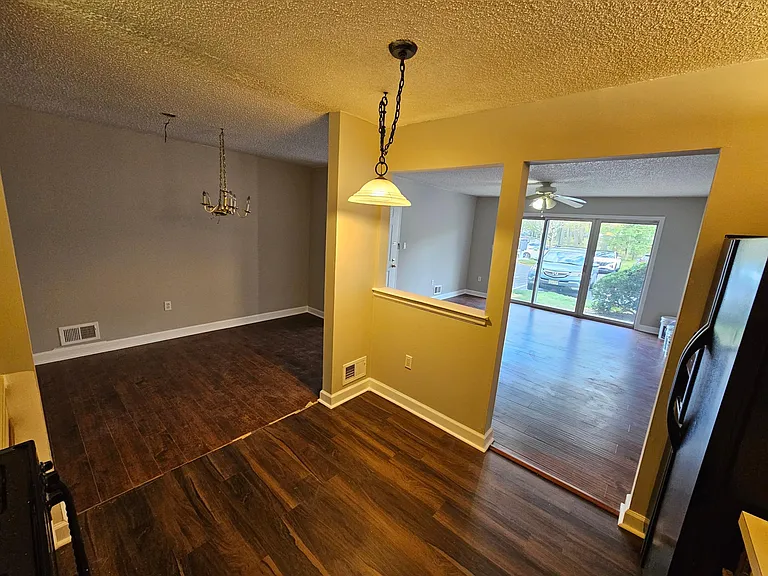 32 Holly Ct #32 — Photo 22