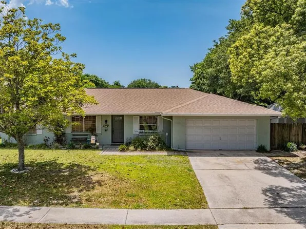 7631 Pinehurst Dr, Spring Hill, FL 34606