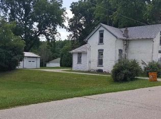 318 Boundary St, Cambridge City, IN 47327