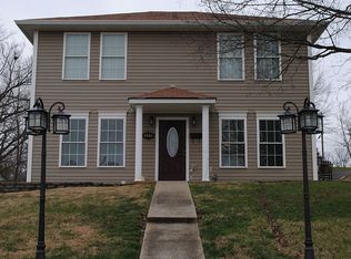 356 E High St, Corydon, IN 47112