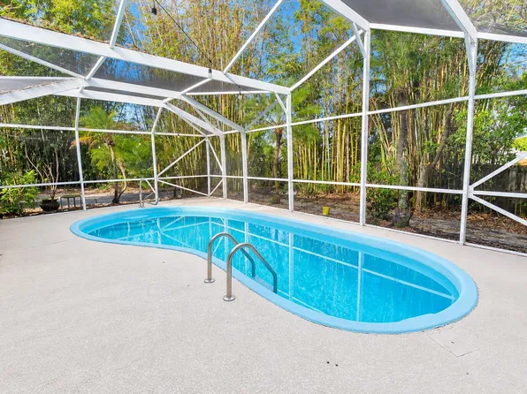 4418 SW Farmington Street, Port St Lucie, FL 34953
