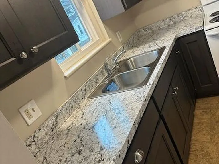 120 Riverside Ct #1-37 — Photo 4