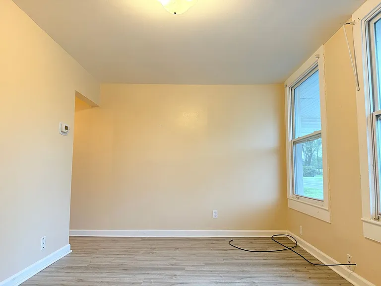 32715 Bi State Blvd — Photo 2