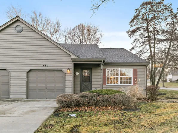 682 Alice Pl #682, Elgin, IL 60123