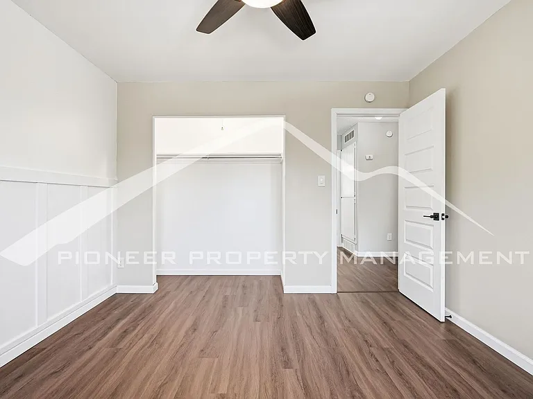 655 S Xenon Ct — Photo 19