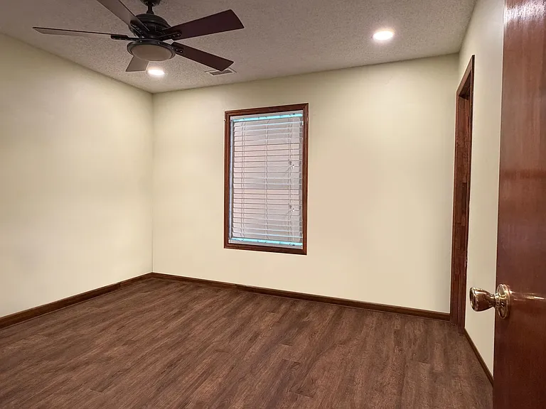 197 Hershel Lackey Rd — Photo 5