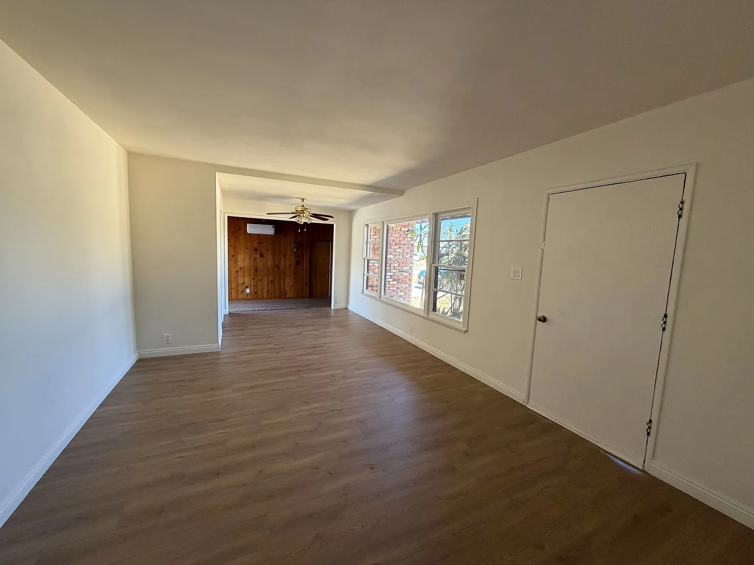 3 bed, 1270 sqft, $3,250 — Photo 3