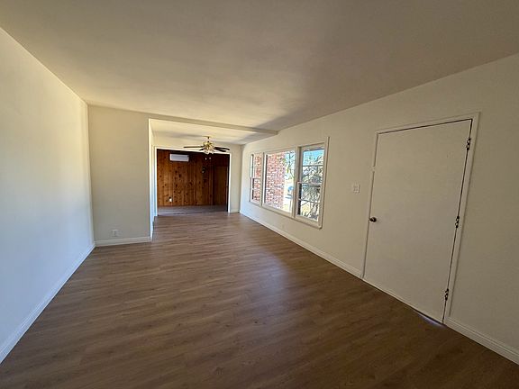 3rd image of 2053 E Shamwood St
