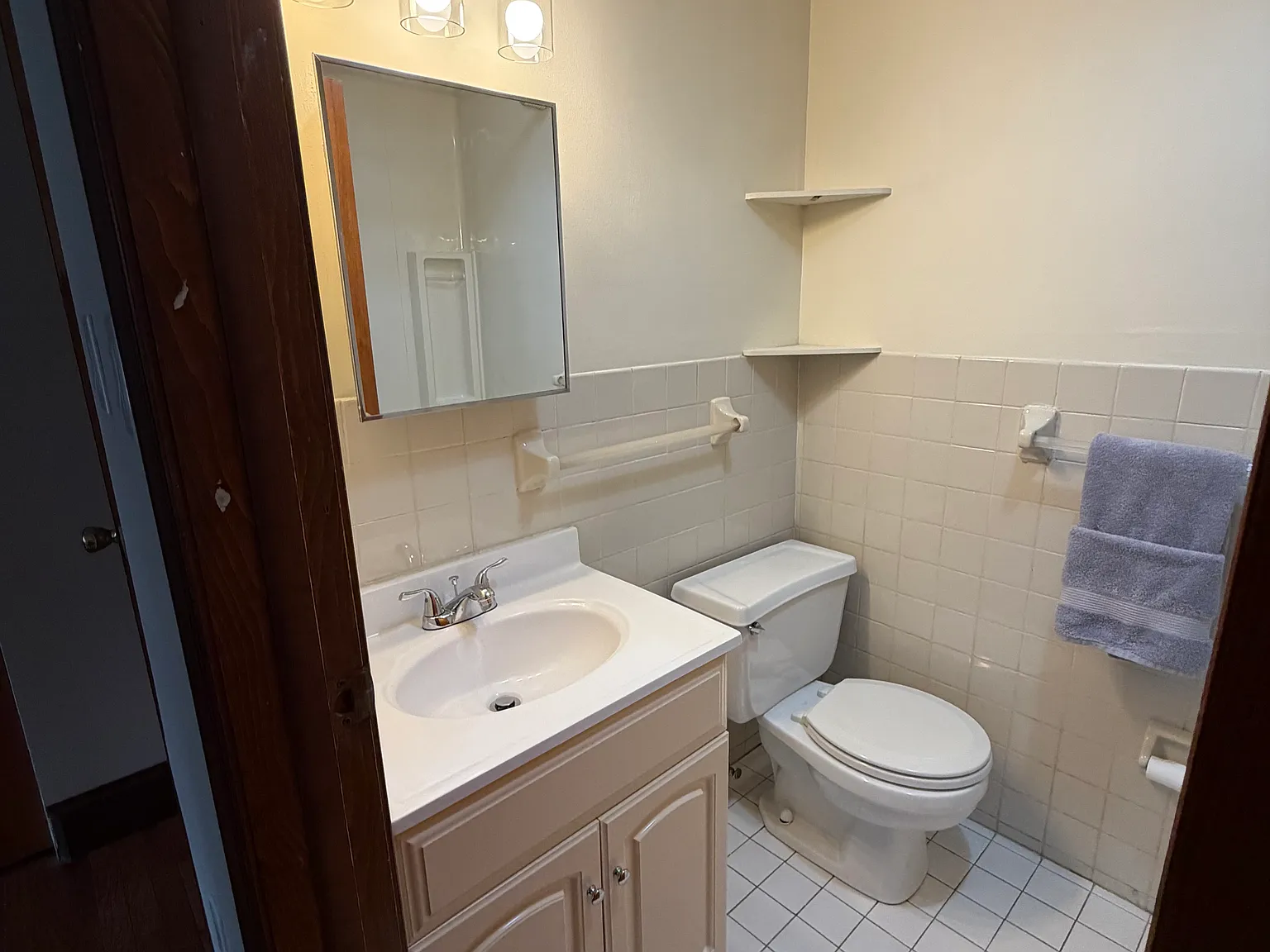 1 bed, 1.5 bath, 1100 sqft, $1,800 — Photo 4