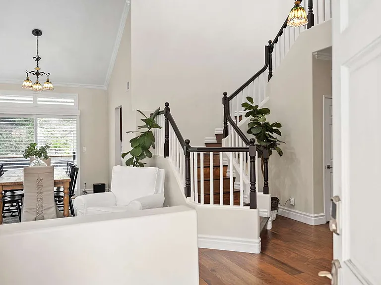 131 Concerto Dr — Photo 4