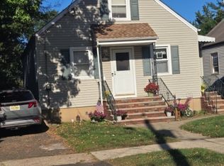 918 Seymour Ave, Linden, NJ 07036
