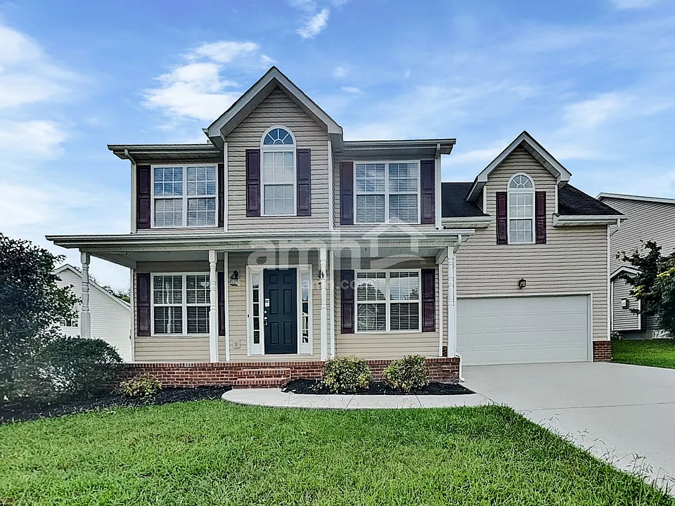 3127 Champions Trail Ln