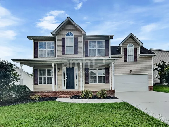 3127 Champions Trail Ln, Knoxville, TN 37931