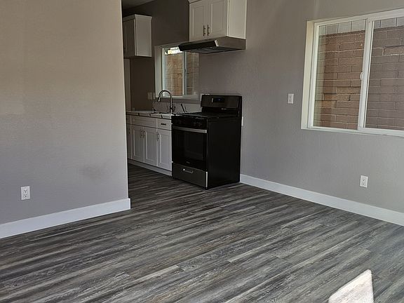 2nd image of 2307 Calle Serena