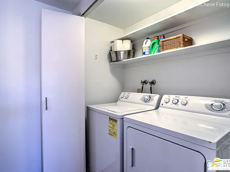 2166 N Indian Canyon Dr #C — Photo 28