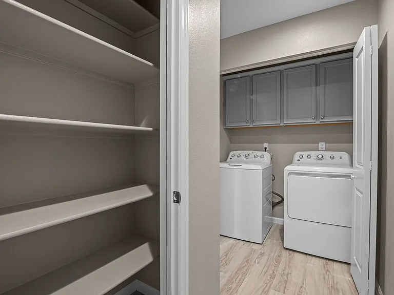 Starlite Homes LLC - 785 — Photo 10