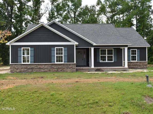 29 Osprey Watch Lane W, Oriental, NC 28571