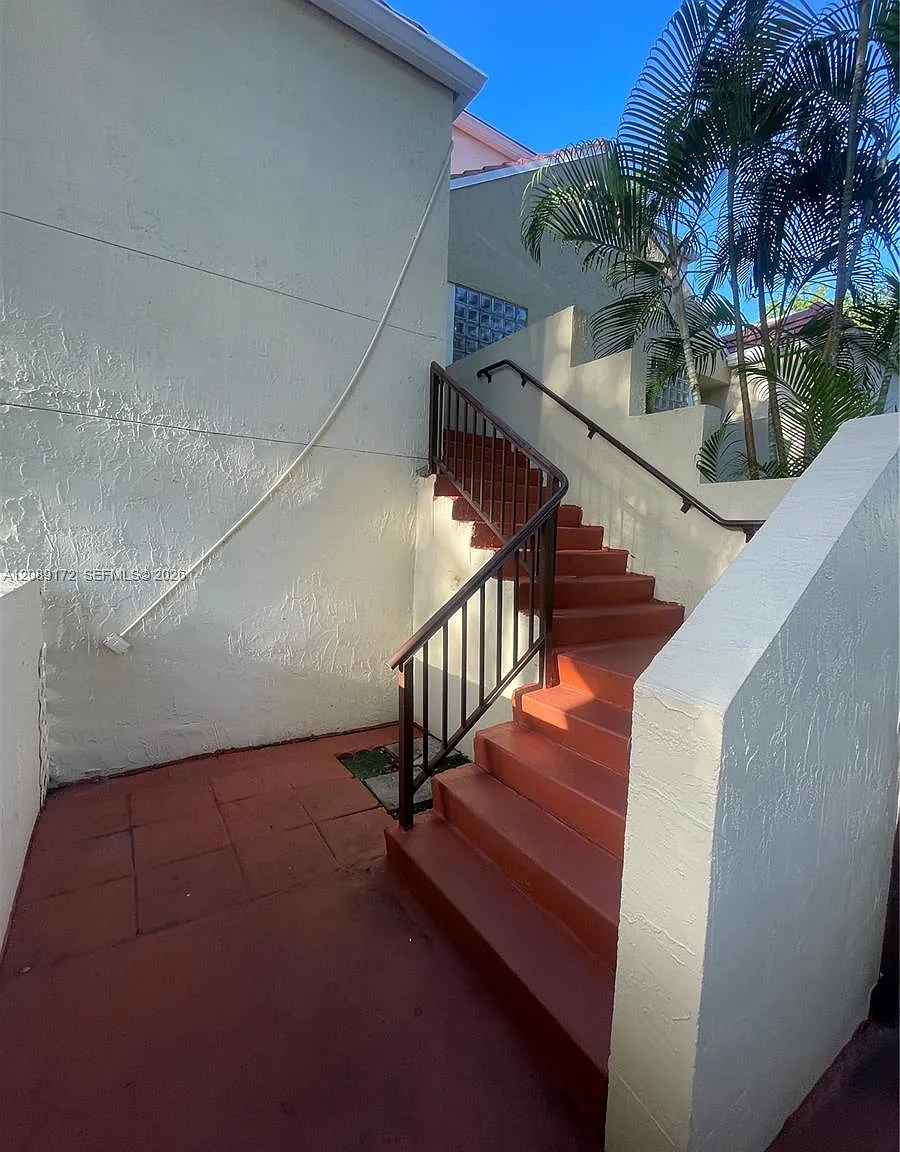 Elan At Calusa Condo Xiii — Photo 3