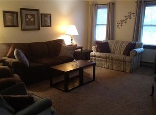 4745 Chestnut Rd, Newfane, NY 14108