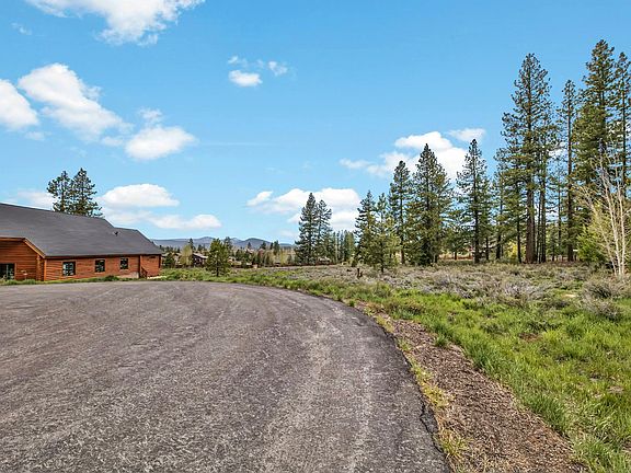 3rd image of 15678 Chelmsford Circle 10091 Donner Pass Rd