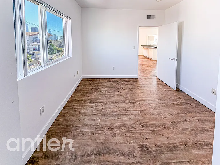 845 N Bunker Hill Ave #I300 — Photo 5
