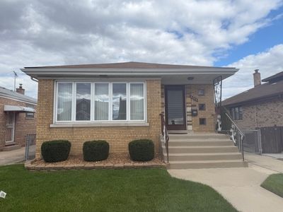 5353 S Moody Ave, Chicago, IL, 60638