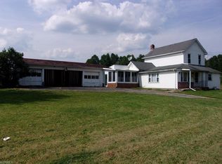 2370 Wick Campbell Rd, Hubbard, OH 44425
