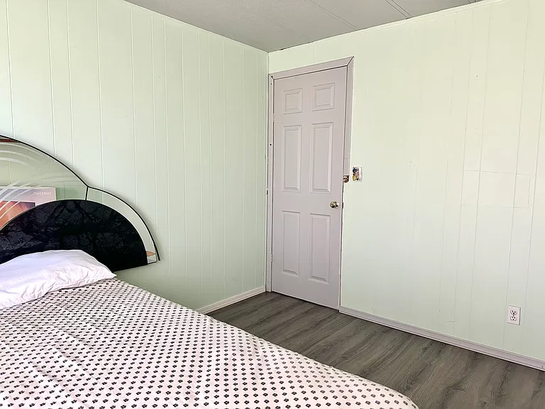 837B S Steele Rd — Photo 4