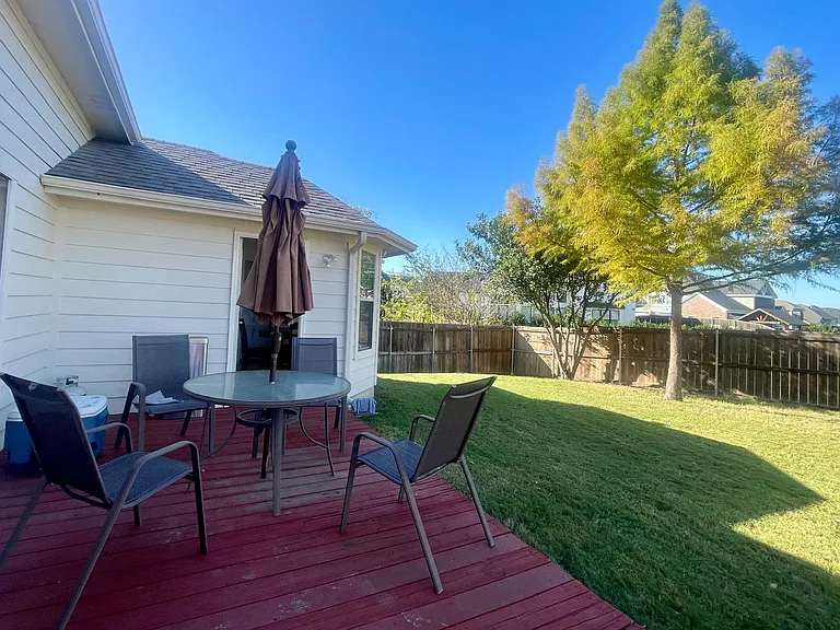 8416 Sonnet Dr — Photo 14