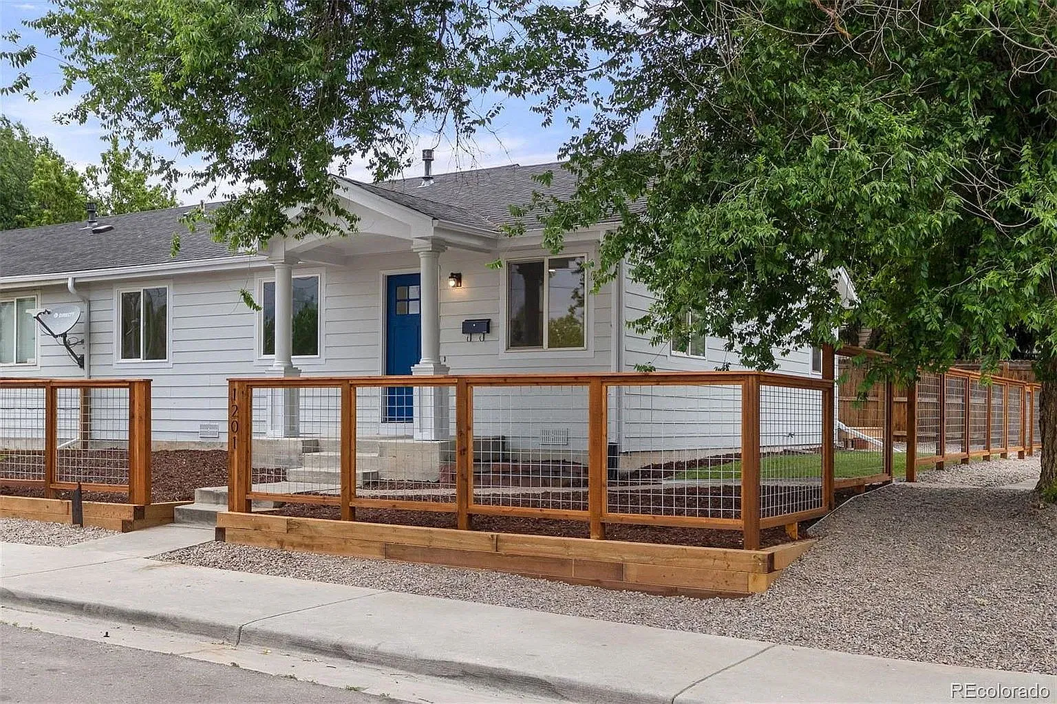 Beautifully Updated Villa Park 3 bed 2 Bath — Photo 3