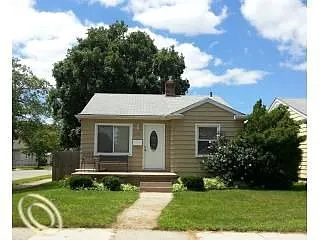 2505 Harris St photo 1