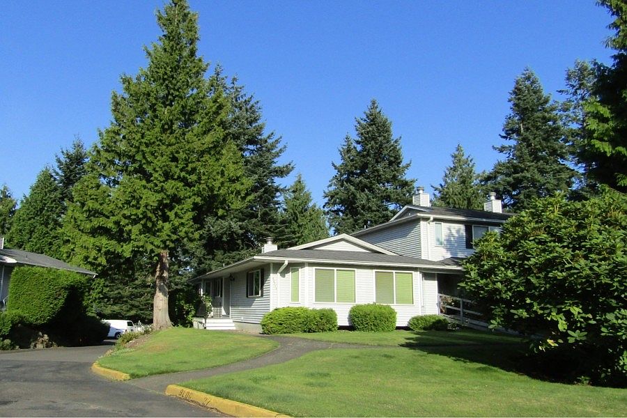 2nd image of 32700 2nd Pl S #271