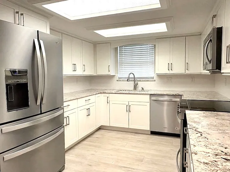 2 Brooke Station Dr — Photo 5