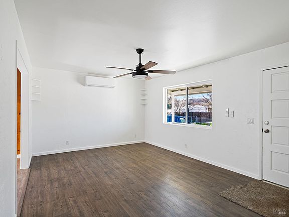 3rd image of 13330 1st Street