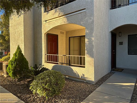 4th image of 950 Seven Hills Dr APT 718