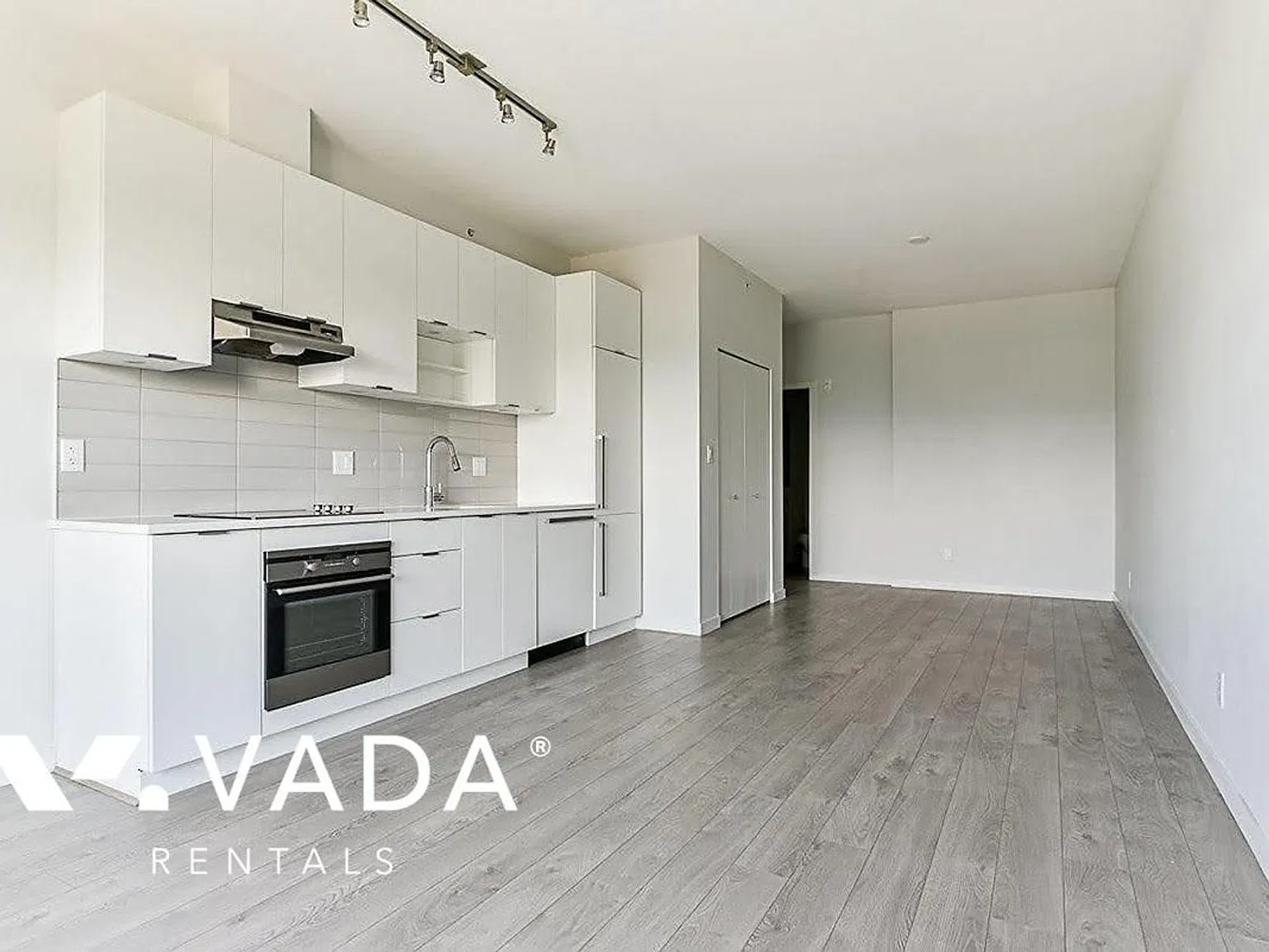 13678 Grosvenor Road Surrey — Photo 4