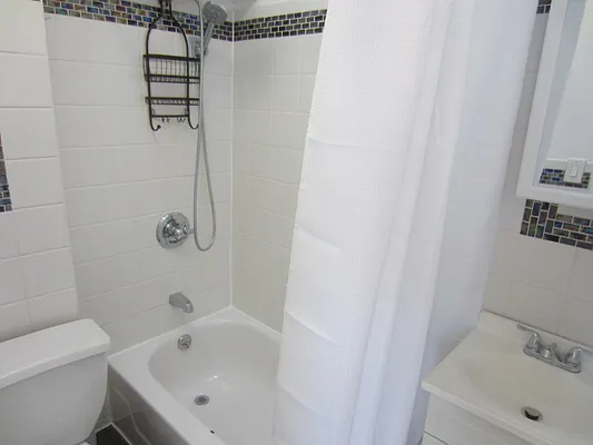 Rented by Capri Jet Realty Corp | media 16