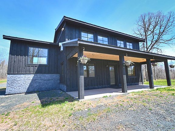 2nd image of 64070 Bradfield Rd