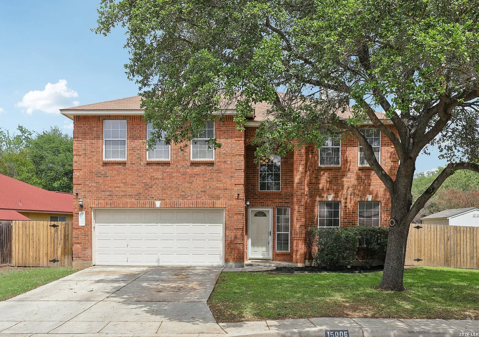 3 bed, 2.5 bath, 2345 sqft, $2,400 — Photo 1