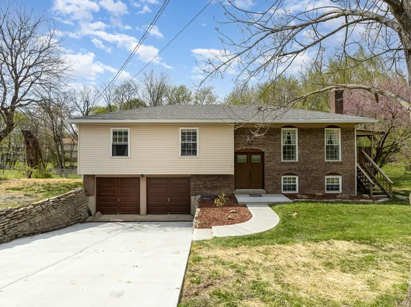 2769 Coral Dr, Hebron, KY 41048