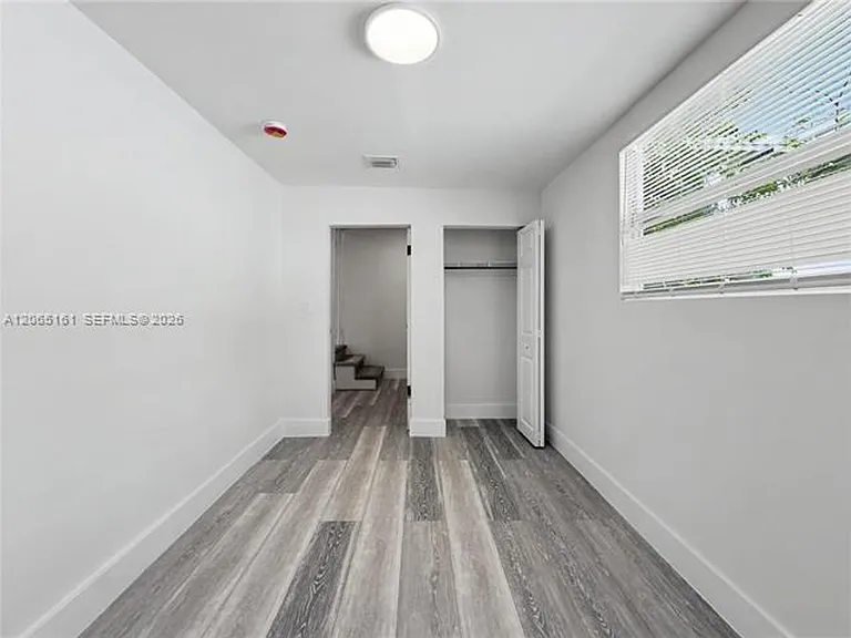 228 NW 39th St #228 — Photo 17
