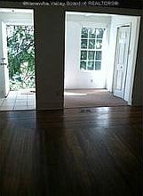 4th image of 44 Sunset Dr